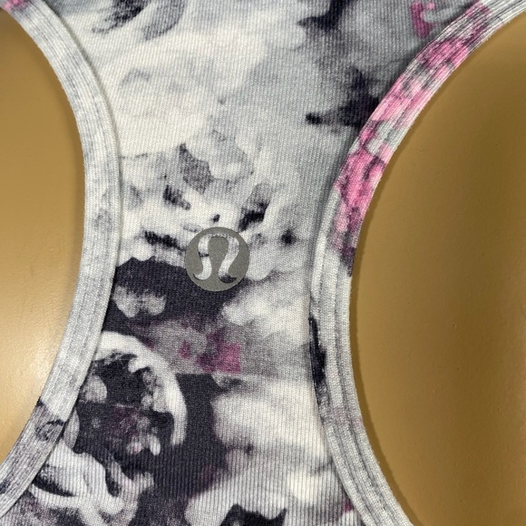 Lululemon Athletica Women’s Size Use Measurements Cool Racerback Tank Top - Picture 4 of 4